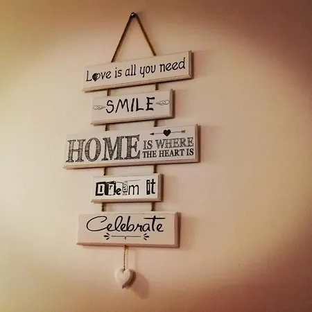 Under The Castle Apartment *