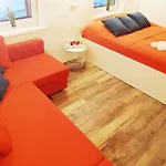 Under The Castle Apartment