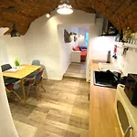 Apartment Under The Castle *