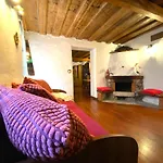 Apartment Under The Castle