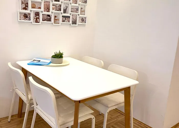 Under The Castle 公寓 *