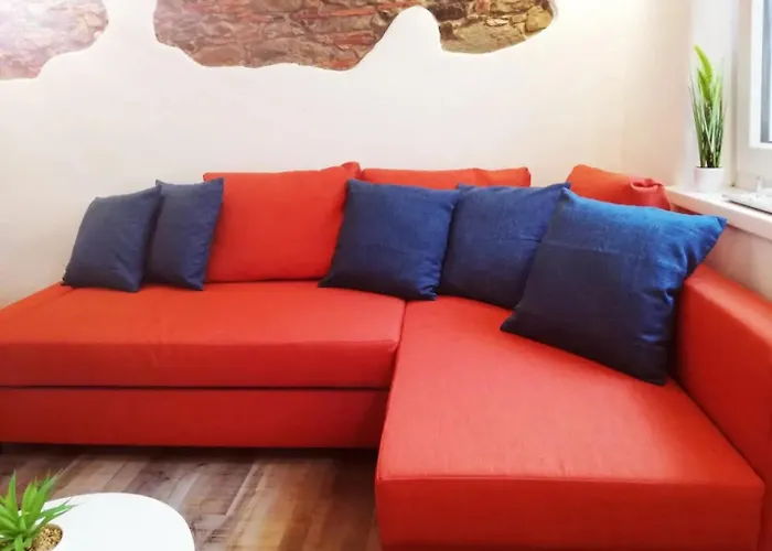 Under The Castle 卢布尔雅那